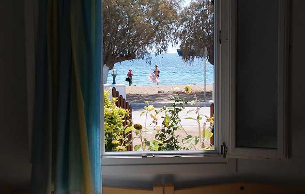 Δωμάτιο στη Σέριφο με θέα στη θάλασσα