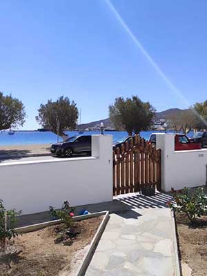 Διαμονή στη Σέριφο, δίπλα στην παραλία